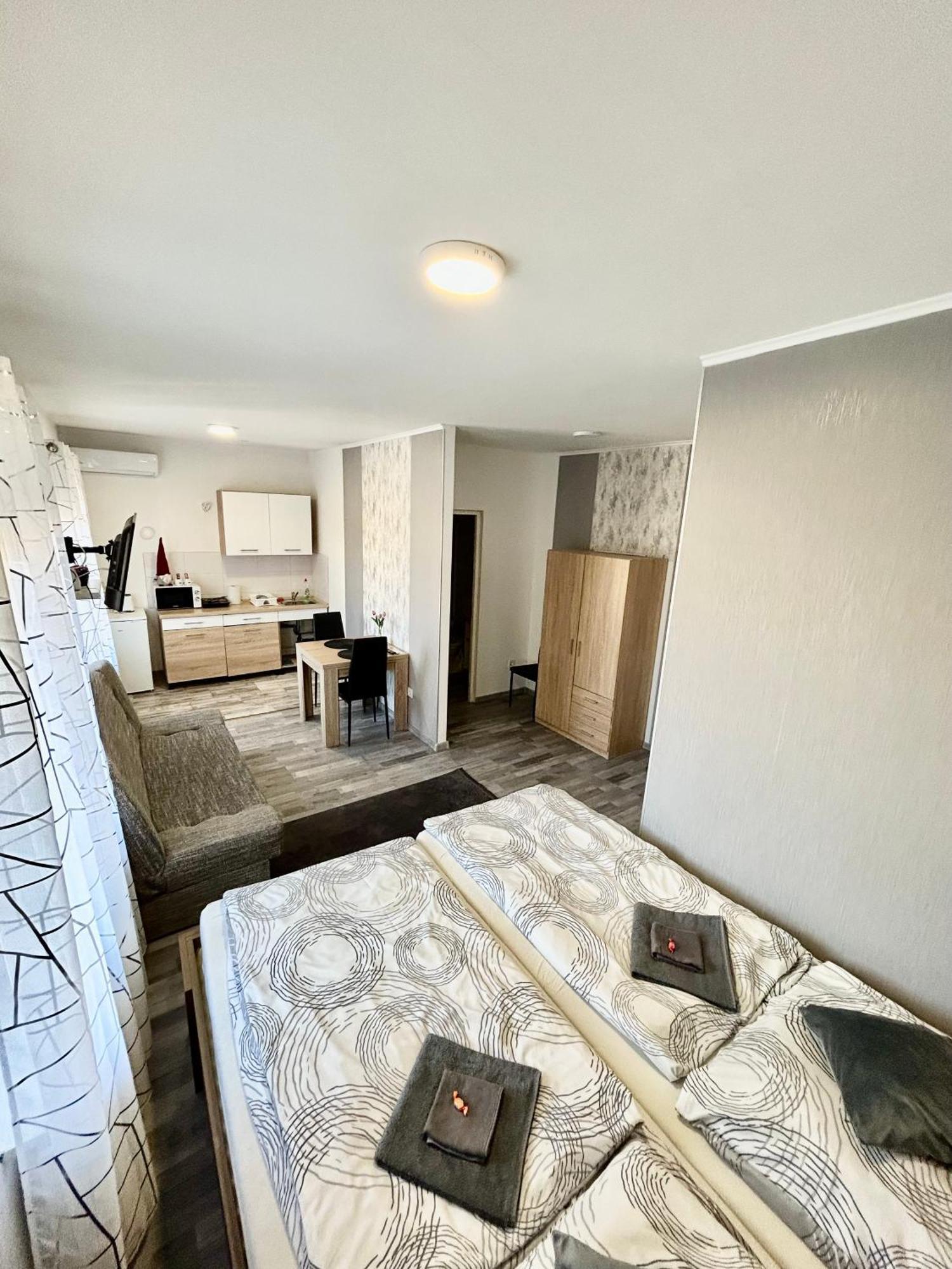Mira Nest - Budapest City Esterno foto